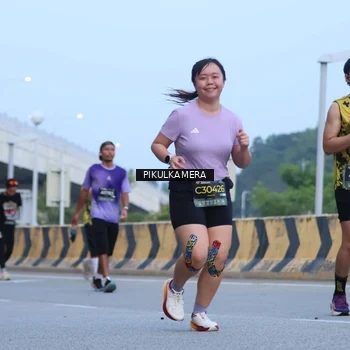 Runner Photo 6238525