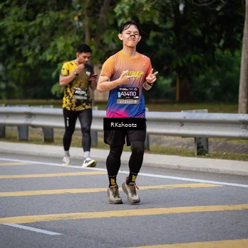 Runner Photo 6238544