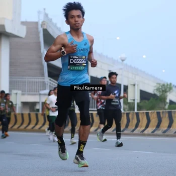 Runner Photo 6238549