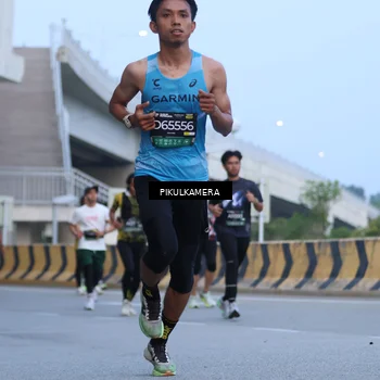 Runner Photo 6238560