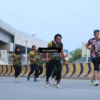 Runner Photo 6238602