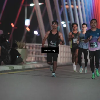 Runner Photo 6238701
