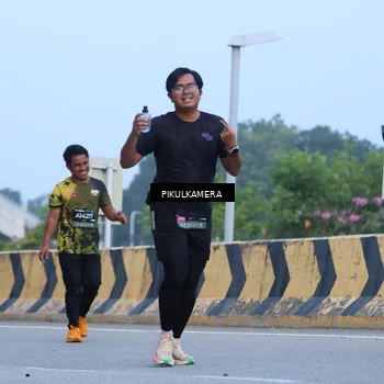 Runner Photo 6238729