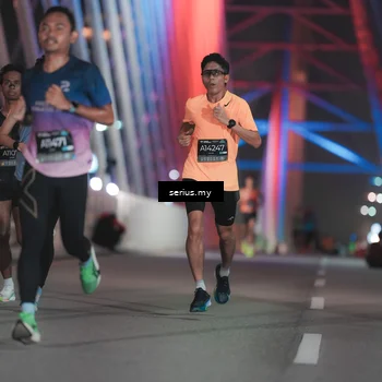 Runner Photo 6238736