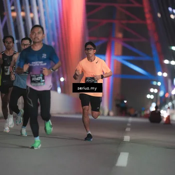 Runner Photo 6238740