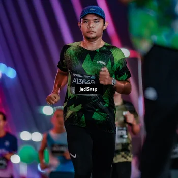 Runner Photo 6238760