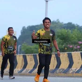 Runner Photo 6238768