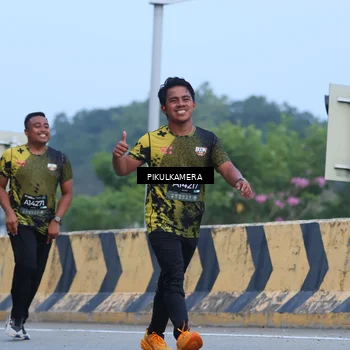 Runner Photo 6238783