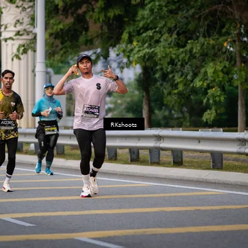 Runner Photo 6238787