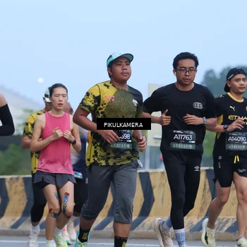 Runner Photo 6238823