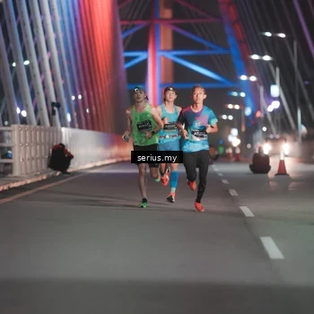 Runner Photo 6238897