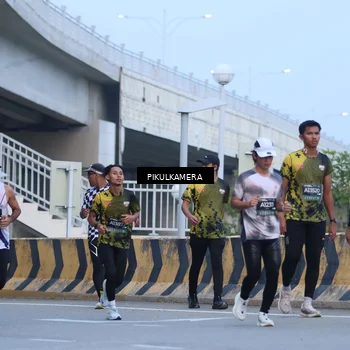 Runner Photo 6238940
