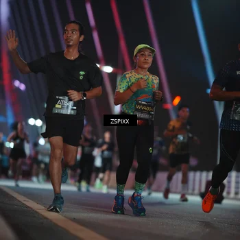Runner Photo 6239008