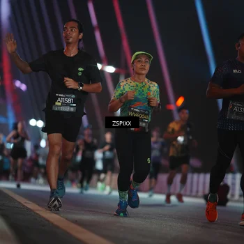 Runner Photo 6239014