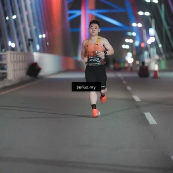 Runner Photo 6239024