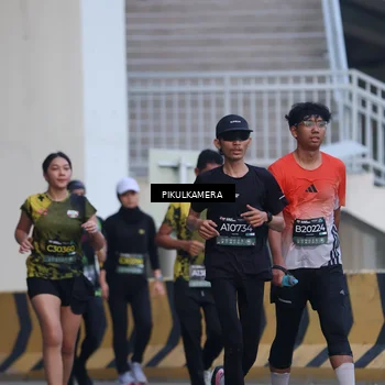 Runner Photo 6239078