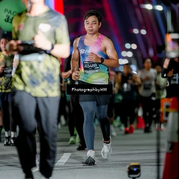 Runner Photo 6239104