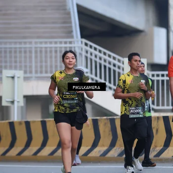Runner Photo 6239110