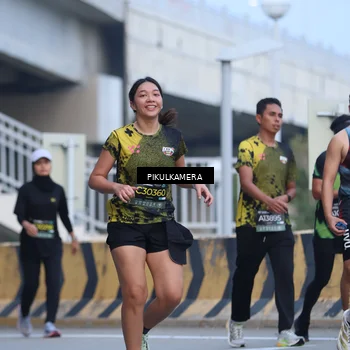 Runner Photo 6239118