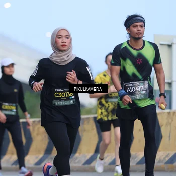 Runner Photo 6239156