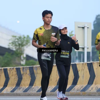 Runner Photo 6239163