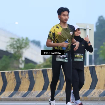 Runner Photo 6239177