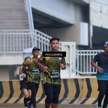 Runner Photo 6239208