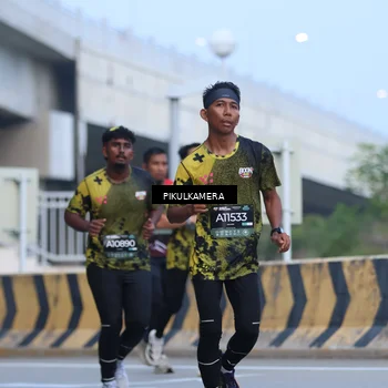 Runner Photo 6239253