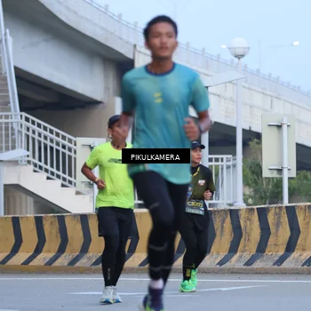 Runner Photo 6239258
