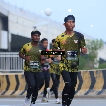Runner Photo 6239261