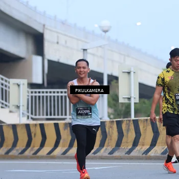 Runner Photo 6239326