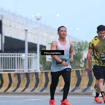 Runner Photo 6239371