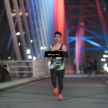 Runner Photo 6239373