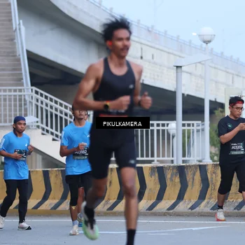 Runner Photo 6239414