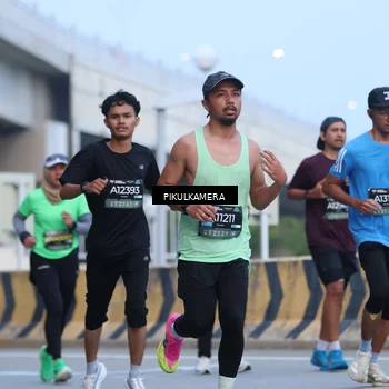 Runner Photo 6239432