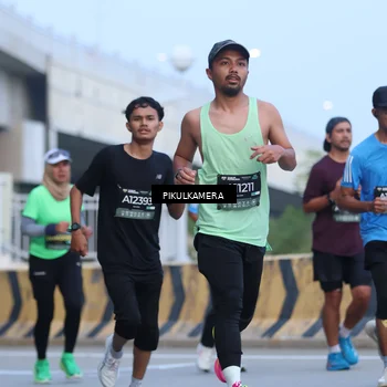 Runner Photo 6239441