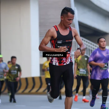 Runner Photo 6239469