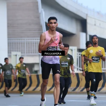 Runner Photo 6239490