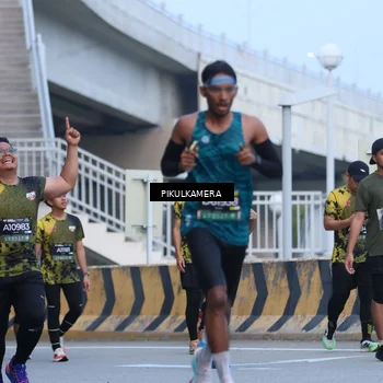 Runner Photo 6239525