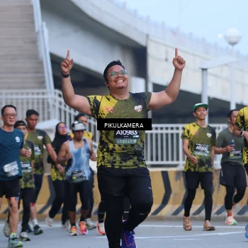 Runner Photo 6239551
