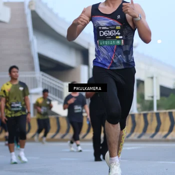 Runner Photo 6239712