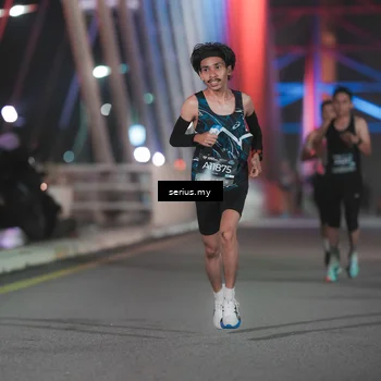 Runner Photo 6239714