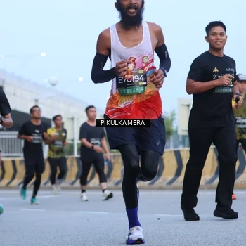 Runner Photo 6239745