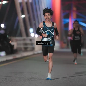 Runner Photo 6239755