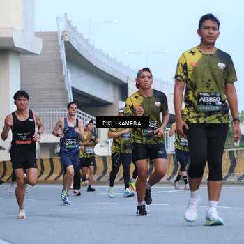 Runner Photo 6239763