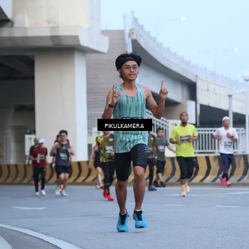 Runner Photo 6239805