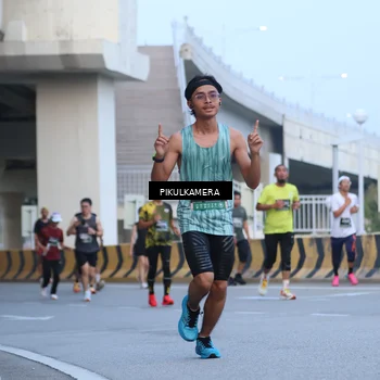 Runner Photo 6239820