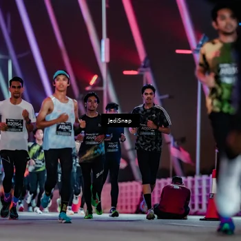 Runner Photo 6239824