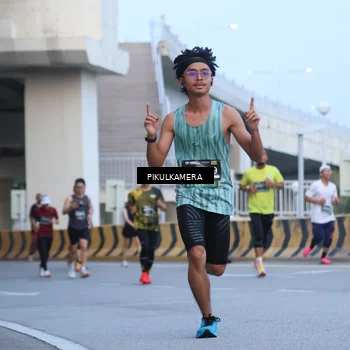 Runner Photo 6239841