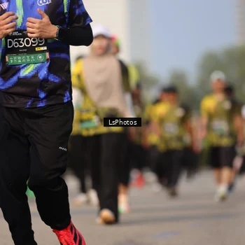 Runner Photo 6239877